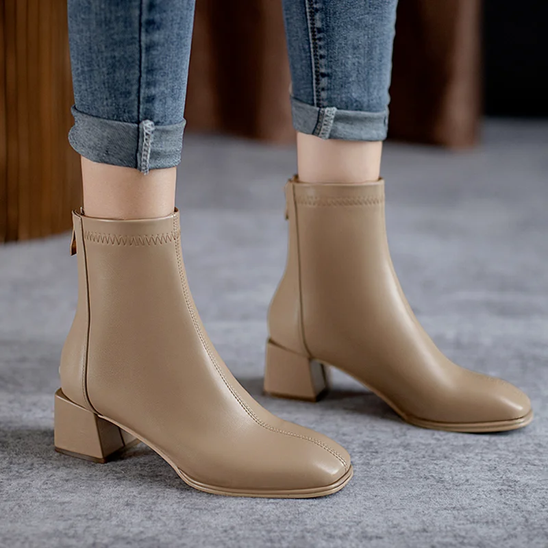 2021 new autumn and winter women's ankle boots fashion women's thick heel elegant women's white black apricot square head zipper
2021 new autumn and winter women's ankle boots fashion women's thick heel elegant women's white black apricot square head zipper