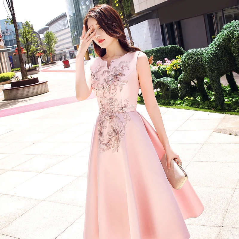 It's Yiiya Pink Evening Gown O-Neck A-Line Elegant Plus Size Women Party Dresses Embroidery Lace Up Dress Woman Party K168
It's Yiiya Pink Evening Gown O-Neck A-Line Elegant Plus Size Women Party Dresses Embroidery Lace Up Dress Woman Party K168