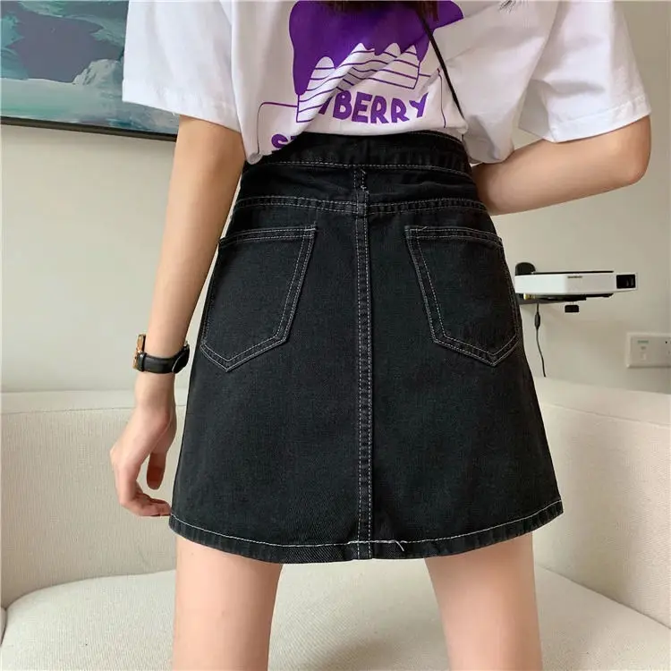 2020 new denim skirt half skirt Korean version versatile high waist short skirt black hip skirt A-line skirt mini preppy style
2020 new denim skirt half skirt Korean version versatile high waist short skirt black hip skirt A-line skirt mini preppy style