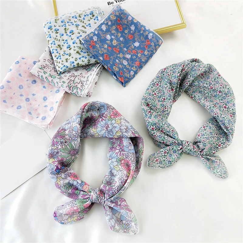 58*58cm Hair Scarf Small Square Scarf Floral Print Neck Scarves Bag Handle Scarf All-Match Elegant Head Hair Tie Neckerchief
58*58cm Hair Scarf Small Square Scarf Floral Print Neck Scarves Bag Handle Scarf All-Match Elegant Head Hair Tie Neckerchief