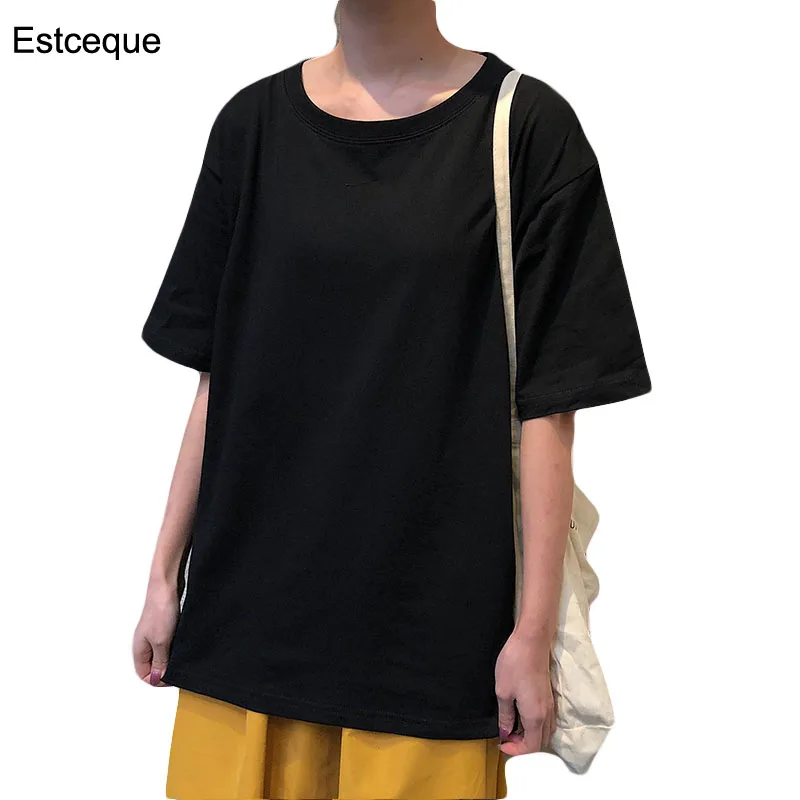 Женская футболка с круглым вырезом, свободного покроя
Женская футболка с круглым вырезом, свободного покроя