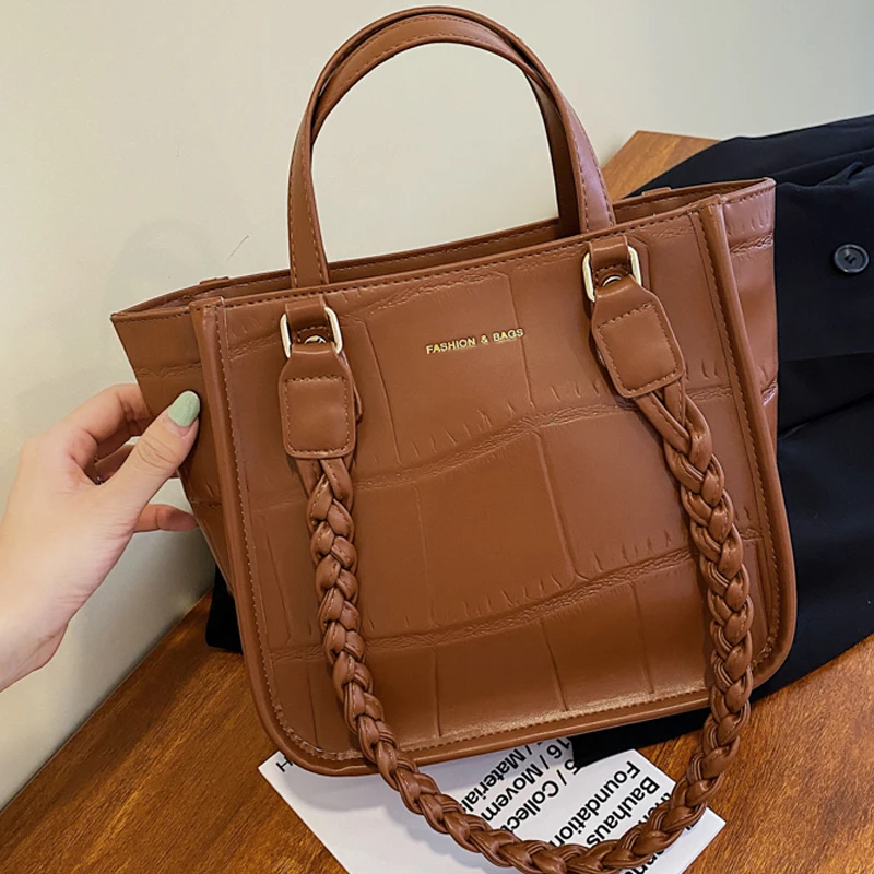 Large Capacity And High Quality Pu Leather Handbags Womens Luxury Brand Designer Solid Color Large Stone Pattern Shoulder Bags
Large Capacity And High Quality Pu Leather Handbags Womens Luxury Brand Designer Solid Color Large Stone Pattern Shoulder Bags