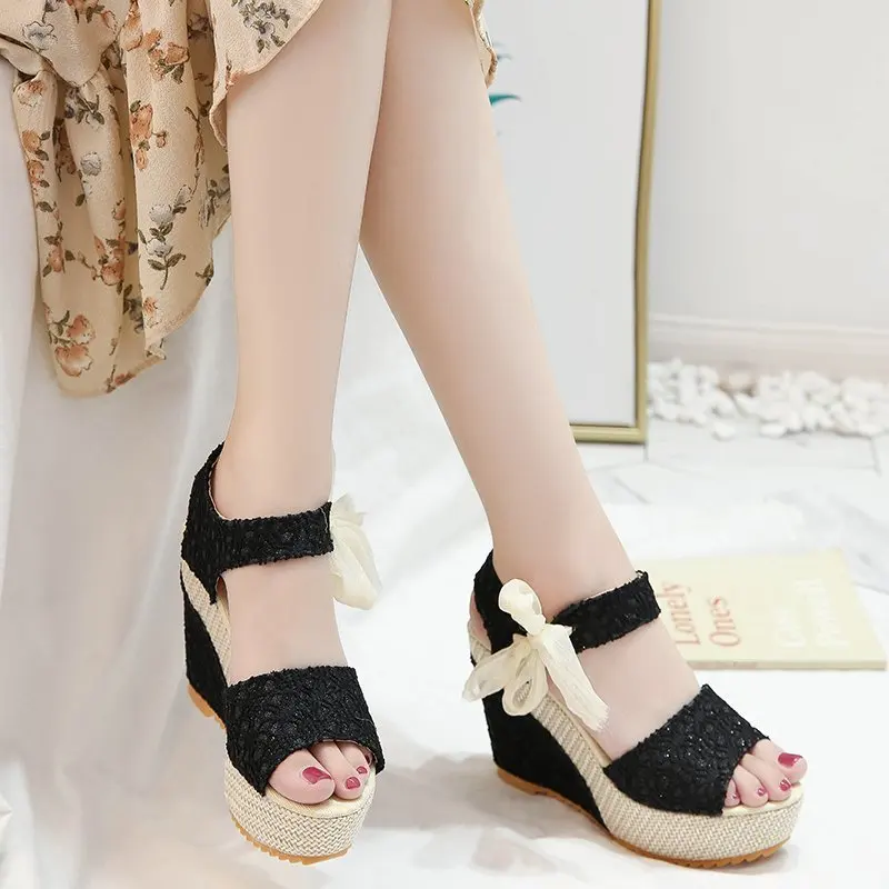 Ladies High Thick Heel Shoes Wedge Sandal With Platform Woman Summer Dress Sandals 2021 Women'S Fashion Lace Bow Shoe Female 40
Ladies High Thick Heel Shoes Wedge Sandal With Platform Woman Summer Dress Sandals 2021 Women'S Fashion Lace Bow Shoe Female 40