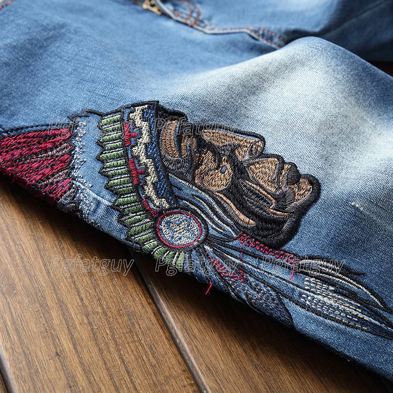 Men's Long Two Pieces Sets 2021 New Cowboy Light Blue Indian Embroidery Hole Ripped Jacket and Stretch Jeans 2PCS Matching Sets
Men's Long Two Pieces Sets 2021 New Cowboy Light Blue Indian Embroidery Hole Ripped Jacket and Stretch Jeans 2PCS Matching Sets