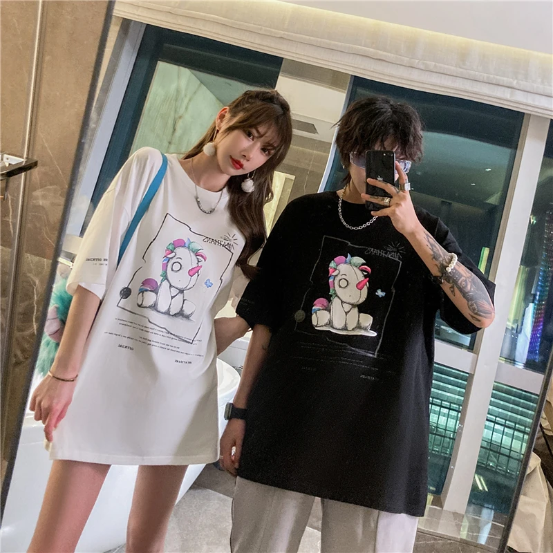 White T Shirt Summer Men New Cartoon Printing T Shirt Loose Black Cotton Short Sleeved Casual T-shirt Hipster Oversize Size S-XL
White T Shirt Summer Men New Cartoon Printing T Shirt Loose Black Cotton Short Sleeved Casual T-shirt Hipster Oversize Size S-XL