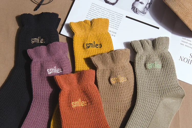 3Pairs/lot Autumn Cute Japanese Harajuku Woman Socks Smile Embroidery Mid Socks Korean Women Style Kawaii Girls Socks Gifts