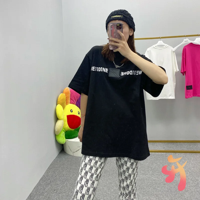 WeIIdone T-shirts High Quality New Plastic Brand Small Square Short Sleeves Oversize Men's Women's Welldone Casual Tshirts
WeIIdone T-shirts High Quality New Plastic Brand Small Square Short Sleeves Oversize Men's Women's Welldone Casual Tshirts