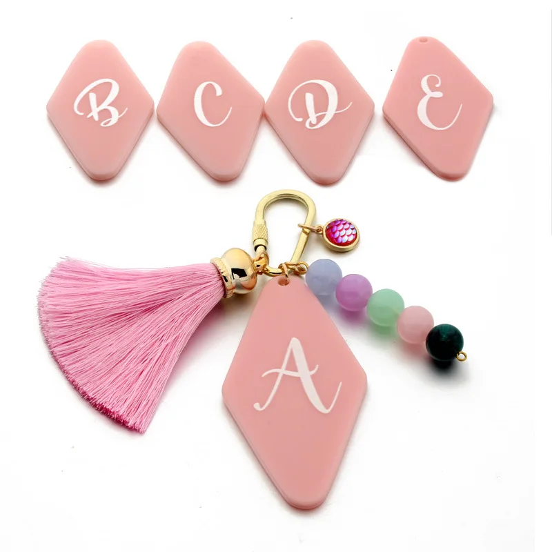 

Birthday Gift A-Z Letters Keyring Keychain Geometric Rhombus Acrylic Tassel Beads Initial Key Chain Woman Bag Keychains Pendant