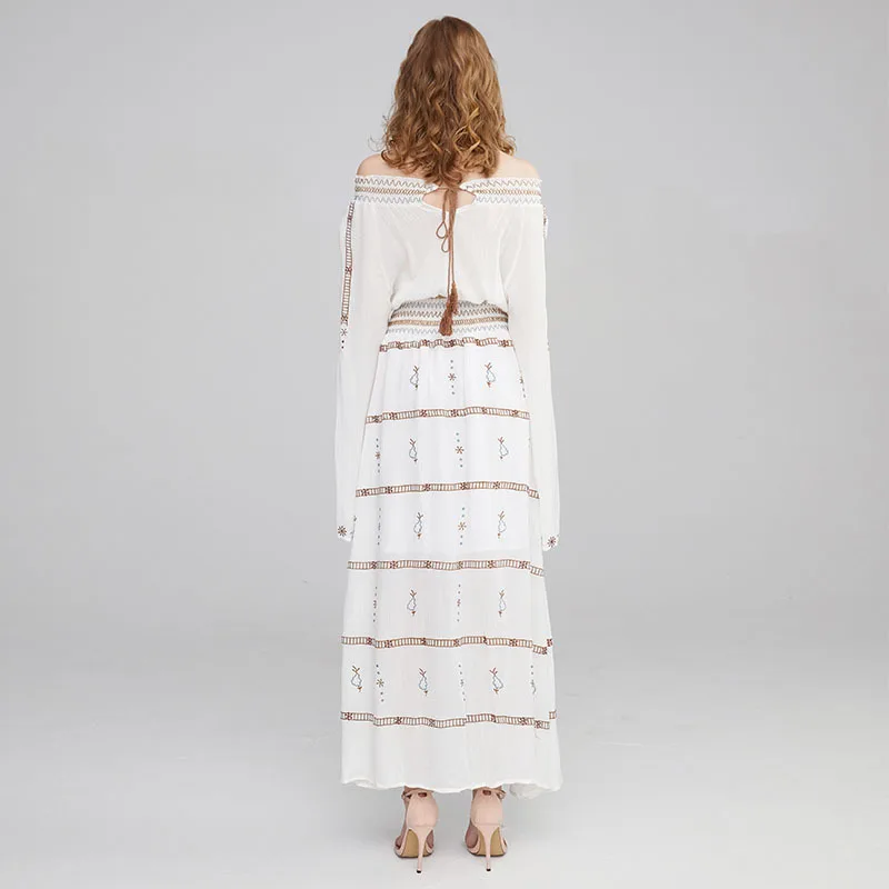 Women Dress 2020 Autumn Bohemian A Line Embroidery Slash Neeck Vintage Beach Style Female Dresses Boho Hippie Vestidos
Women Dress 2020 Autumn Bohemian A Line Embroidery Slash Neeck Vintage Beach Style Female Dresses Boho Hippie Vestidos