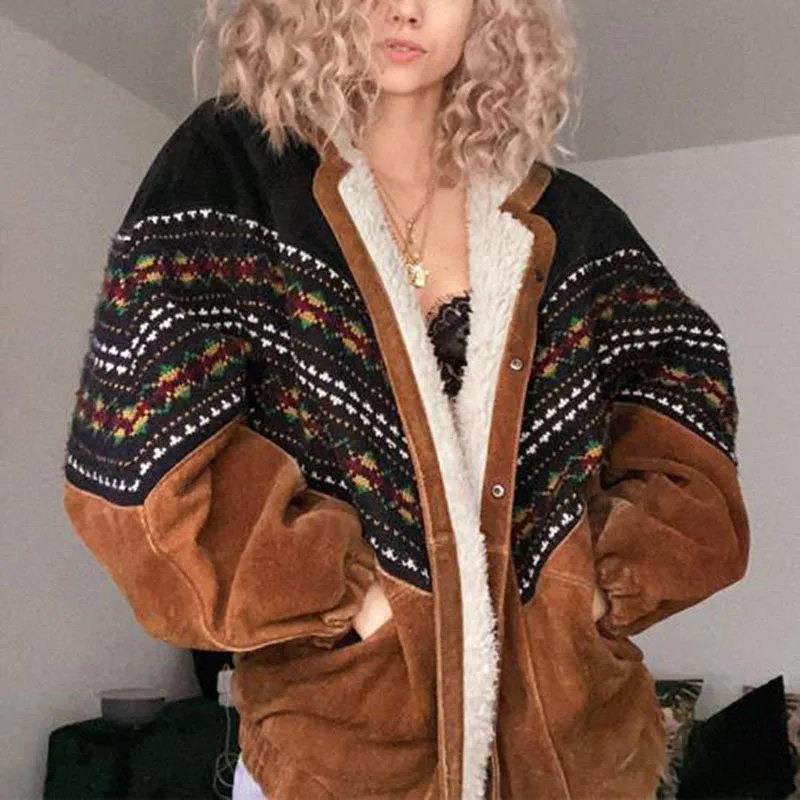 Autumn/Winter 2021 Retro Lapel Short Coat Women's Splicing Cashmere Warm Thickened Warm Jacket Personalized Loose Women's Coat
Autumn/Winter 2021 Retro Lapel Short Coat Women's Splicing Cashmere Warm Thickened Warm Jacket Personalized Loose Women's Coat