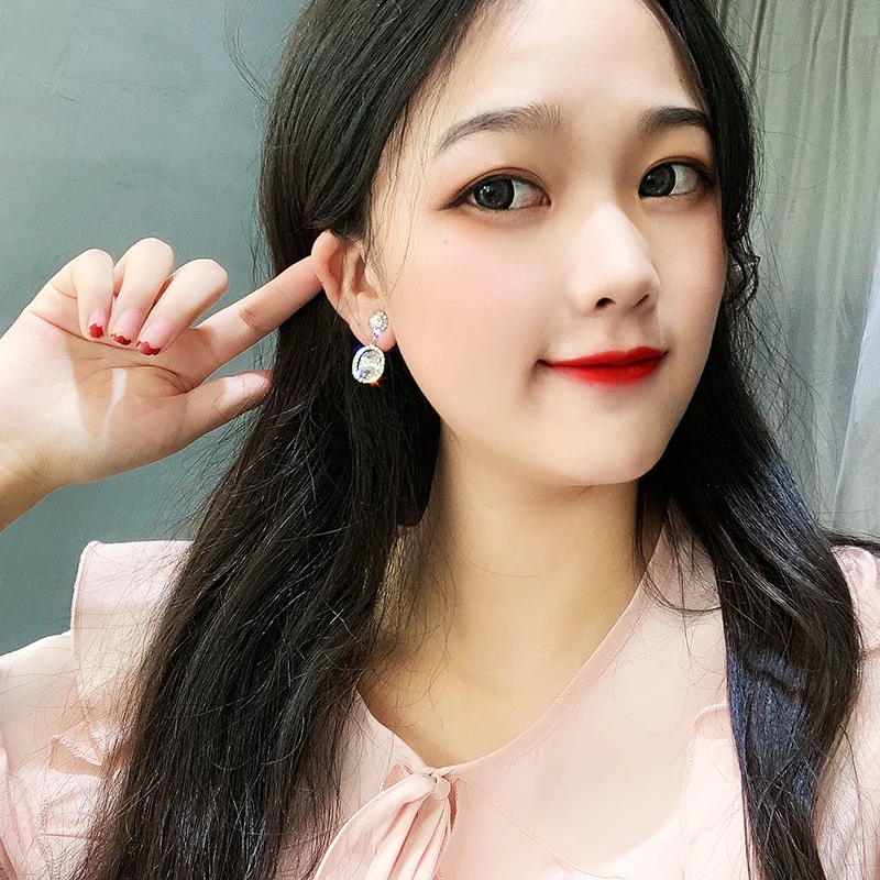 DREJEW Water Drop Rhinestone Geometric Statement Dangle Earrings Christmas 925 Drop Earrings for Women Wedding Jewelry HE6951
DREJEW Water Drop Rhinestone Geometric Statement Dangle Earrings Christmas 925 Drop Earrings for Women Wedding Jewelry HE6951