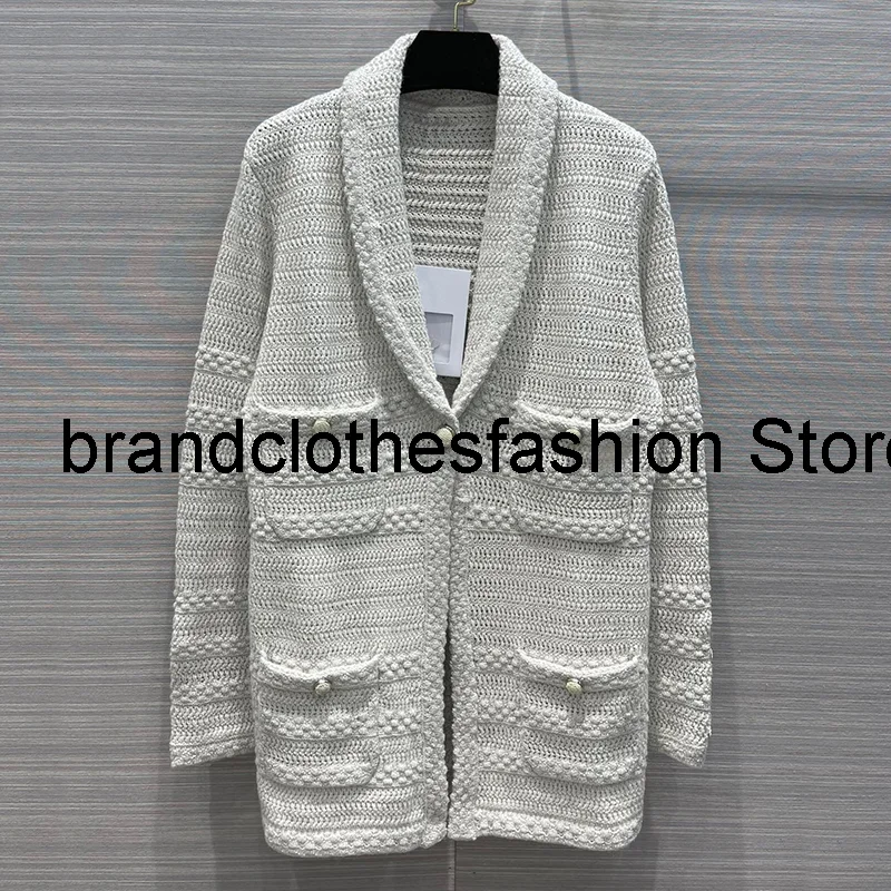 Solid Black Fashion Wool-Blend Crocheted Jacket Women High Quality Shawl Collar Classic Four Pockets Long Coat Lady 2021 Autumn
Solid Black Fashion Wool-Blend Crocheted Jacket Women High Quality Shawl Collar Classic Four Pockets Long Coat Lady 2021 Autumn