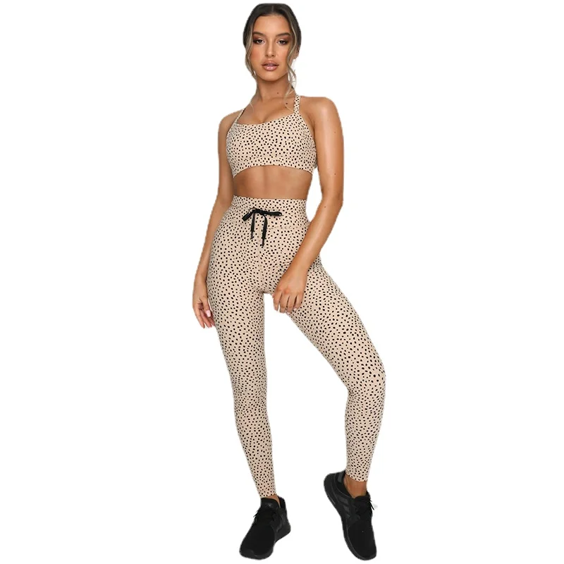 2021 European and American New High-waist Hip-lifting Wave Dot Printing Sports Fitness Suit Women
2021 European and American New High-waist Hip-lifting Wave Dot Printing Sports Fitness Suit Women