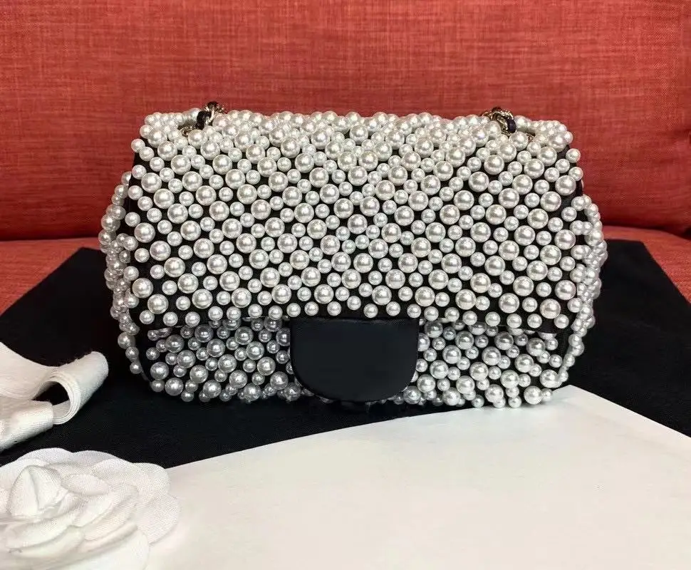 2021 Women's Handbag Pearl cf Link Shoulder Bag Cross-body Bag High-quality Luxury Customization
2021 Women's Handbag Pearl cf Link Shoulder Bag Cross-body Bag High-quality Luxury Customization