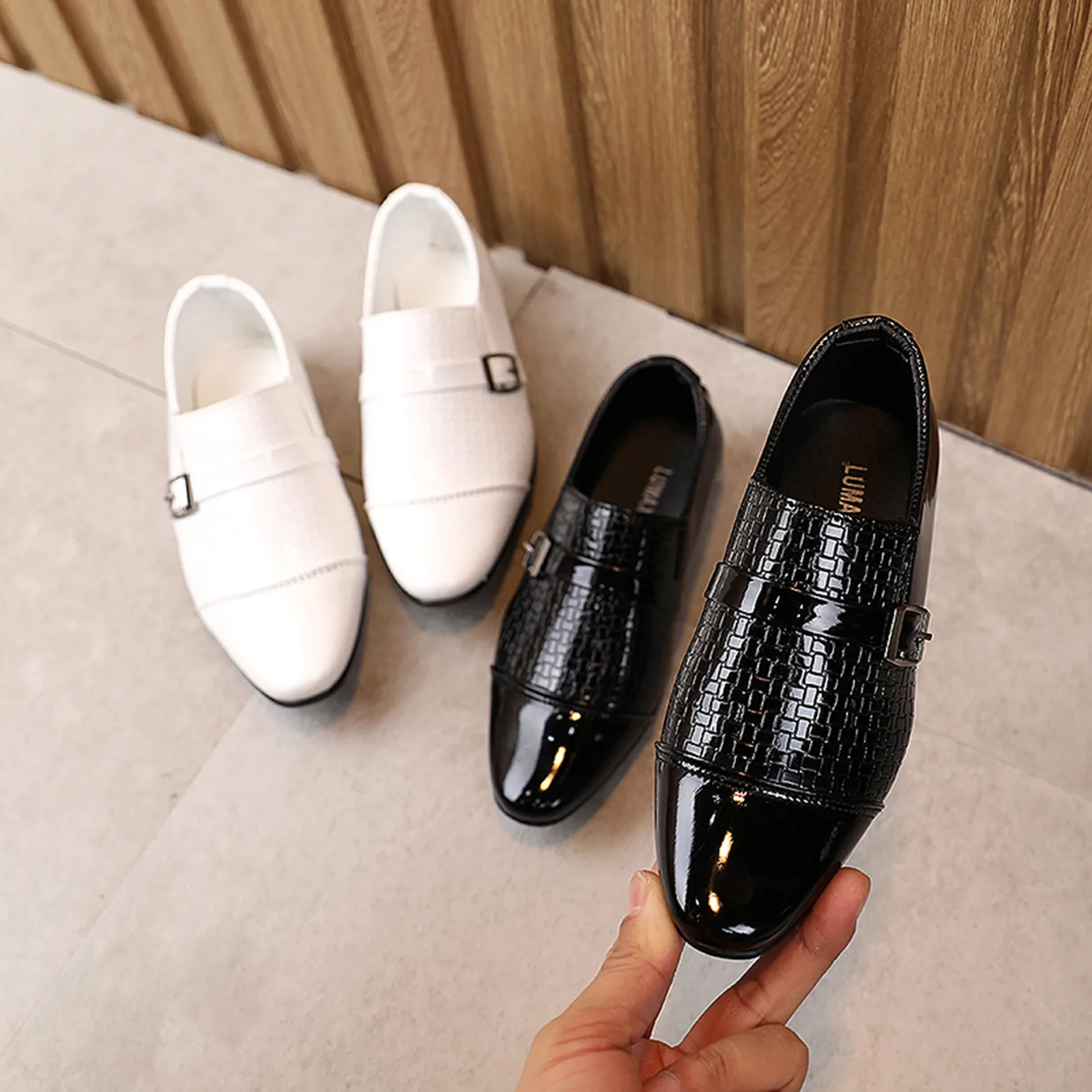 2021 New Leather Wedding Dress Shoes For Toddler Children Baby Boys British Style Non-slip Student Perform Casual Leather Shoes
2021 New Leather Wedding Dress Shoes For Toddler Children Baby Boys British Style Non-slip Student Perform Casual Leather Shoes