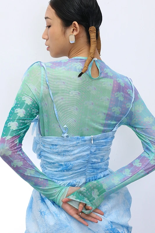 2020 new summer full sleeves colorful printed round neck slim mesh clothes bottoms wear T shirt female top T307
2020 new summer full sleeves colorful printed round neck slim mesh clothes bottoms wear T shirt female top T307