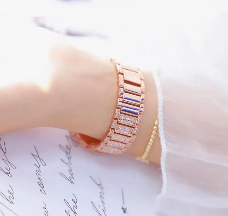 Relogio Feminino Diamond Women Watches Luxury Brand Rhinestone Elegant Ladies Watches Gold Clock Wrist Watches for Women 2020
Relogio Feminino Diamond Women Watches Luxury Brand Rhinestone Elegant Ladies Watches Gold Clock Wrist Watches for Women 2020
