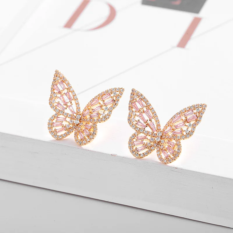 2021 new product trend fashion elegant S925 silver zircon hollow butterfly earrings high quality exquisite gifts for women
2021 new product trend fashion elegant S925 silver zircon hollow butterfly earrings high quality exquisite gifts for women