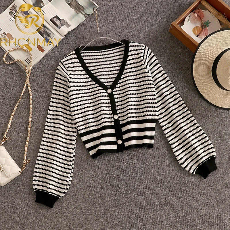 Fashion Cardigan Women 2021 Fall Clothing Loose Knitted Cropped Sweaters V-neck Lantern Sleeve Striped Tops Sueter Mujer
Fashion Cardigan Women 2021 Fall Clothing Loose Knitted Cropped Sweaters V-neck Lantern Sleeve Striped Tops Sueter Mujer
