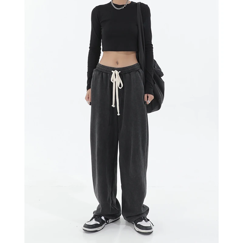 Spring Pants Women Warm Loose Sweatpants Women 2021 Thick Oversize Velvet Pants Wide Female With Elastic Band Streetwear Trouser
Spring Pants Women Warm Loose Sweatpants Women 2021 Thick Oversize Velvet Pants Wide Female With Elastic Band Streetwear Trouser