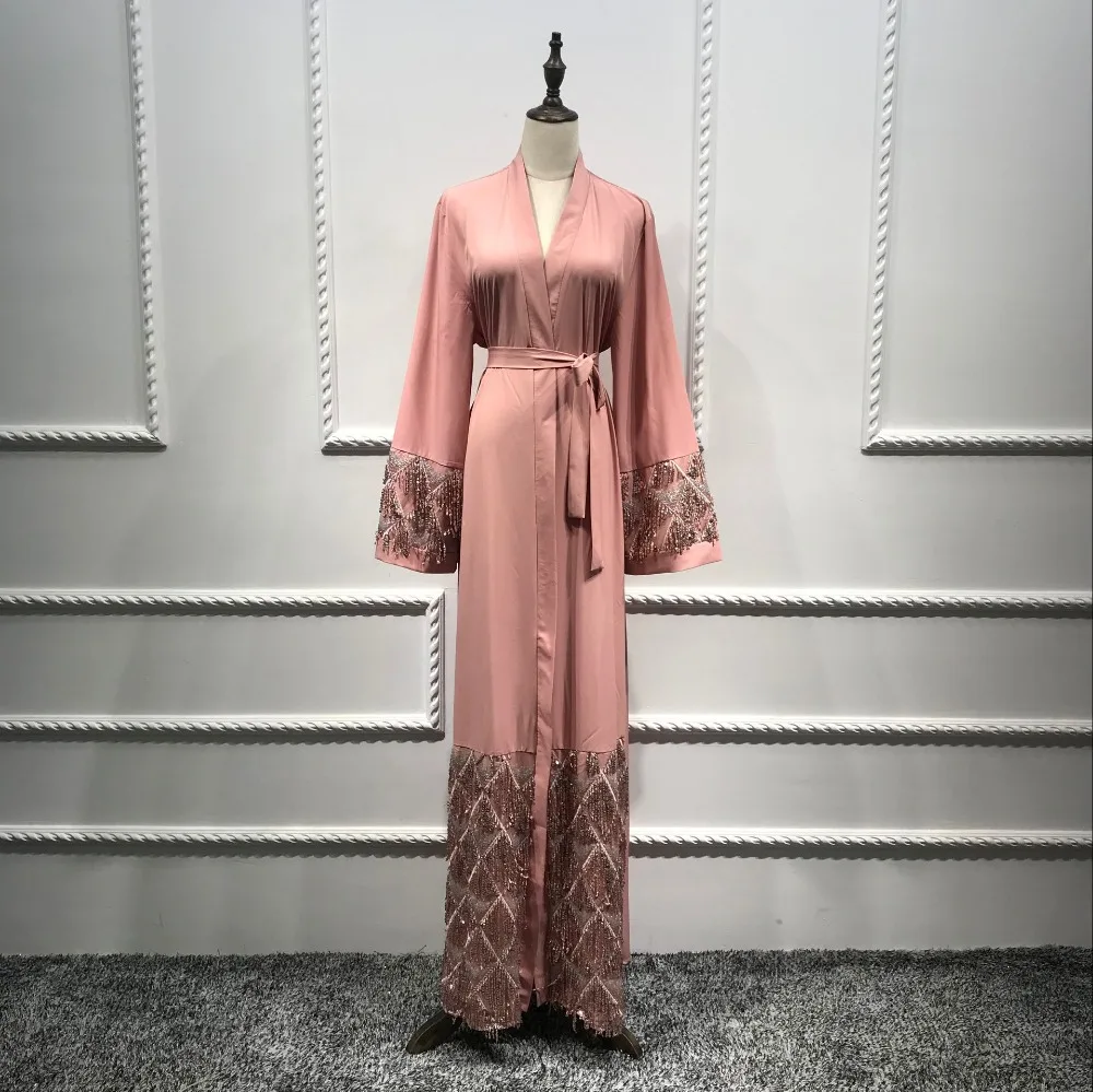 Muslim Abayas Ramadan Eid Sequins Beading Tassel Islamic Robes Abayas Fashion Dubai Muslim Dresses With Belt F2990 dropship
Muslim Abayas Ramadan Eid Sequins Beading Tassel Islamic Robes Abayas Fashion Dubai Muslim Dresses With Belt F2990 dropship
