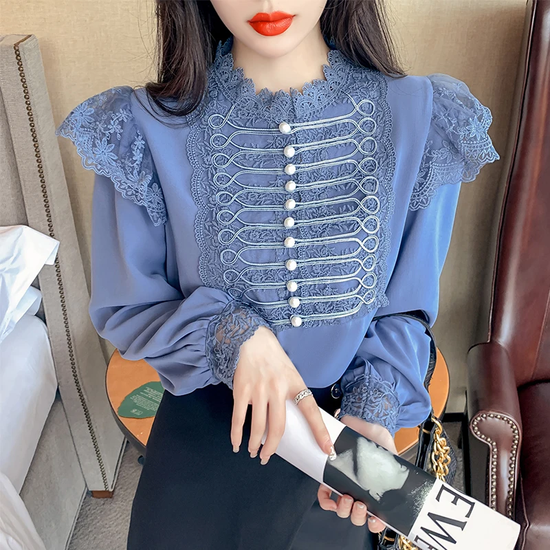 2021 Women Autumn Fashion Elegant Sexy Lace Patchwork Single Breasted Casual Shirts Vintage Solid O-neck Lantern Sleeve Shirt
2021 Women Autumn Fashion Elegant Sexy Lace Patchwork Single Breasted Casual Shirts Vintage Solid O-neck Lantern Sleeve Shirt