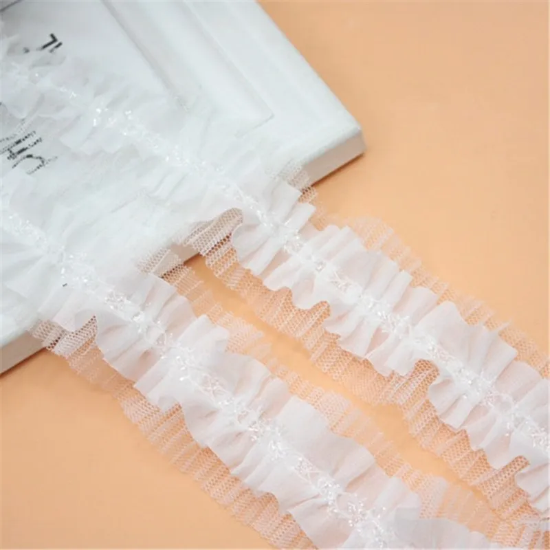 40yards 2'' WIDE Spot pleated mesh chiffon glass yarn disc Ruffle lace trim for clothing decorative
40yards 2'' WIDE Spot pleated mesh chiffon glass yarn disc Ruffle lace trim for clothing decorative