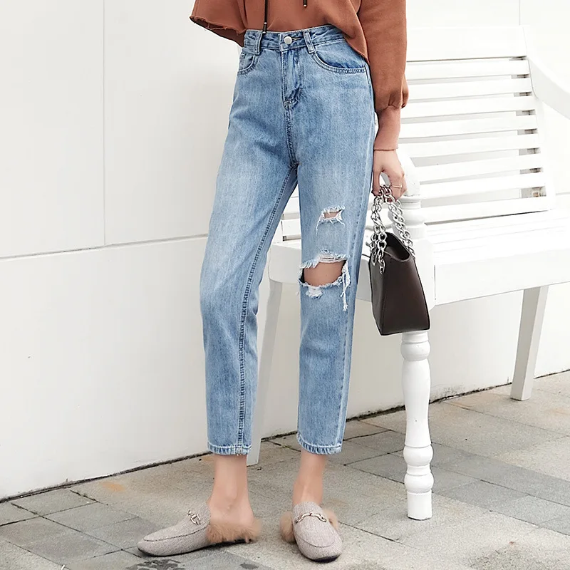 Casual High Waist Harem Jeans Women Ripped Jeans Korean Version Loose Denim Pants Streetwear Female Cropped Pants Indie Clothes
Casual High Waist Harem Jeans Women Ripped Jeans Korean Version Loose Denim Pants Streetwear Female Cropped Pants Indie Clothes