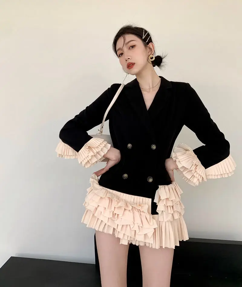 SuperAen Blazer New Design 2021 Autumn and Winter All Match Black Office Lady Double Breasted Notched Jacket Women
SuperAen Blazer New Design 2021 Autumn and Winter All Match Black Office Lady Double Breasted Notched Jacket Women