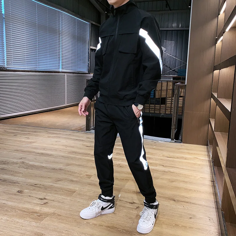 Men Tracksuits Casual 2021 Autumn Winter Reflective Sportswear Jacket+2PC Long Pants Sweatshirt Sporting Sets Street Clothing
Men Tracksuits Casual 2021 Autumn Winter Reflective Sportswear Jacket+2PC Long Pants Sweatshirt Sporting Sets Street Clothing