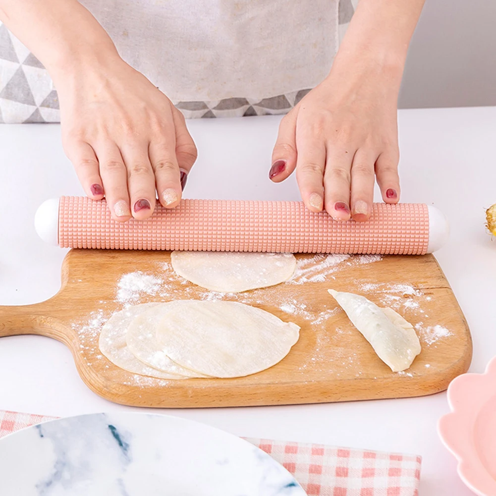 1Pcs Plastic Rolling Pin Embossing Baking Tools Dough Dumpling Fondant Cake Rolling Pin Pastry Roller Kitchen tools
1Pcs Plastic Rolling Pin Embossing Baking Tools Dough Dumpling Fondant Cake Rolling Pin Pastry Roller Kitchen tools