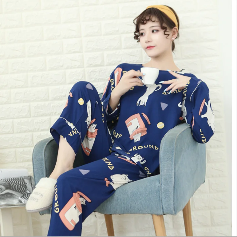 Pajamas women spring and autumn longsleeved trousers home clothes service suit round neck loose large size rayon silk sleepwear
Pajamas women spring and autumn longsleeved trousers home clothes service suit round neck loose large size rayon silk sleepwear