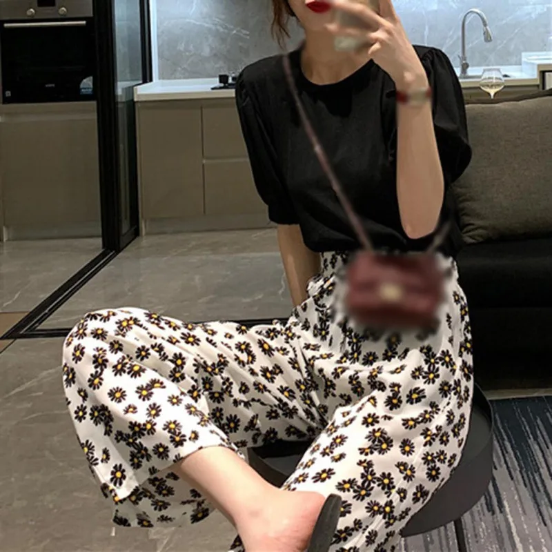 Summer Wide Leg Little Daisy Printed Nine Points Casual All-Match High Waist Straight Tousers Indie Women's Cottagecore Pants
Summer Wide Leg Little Daisy Printed Nine Points Casual All-Match High Waist Straight Tousers Indie Women's Cottagecore Pants