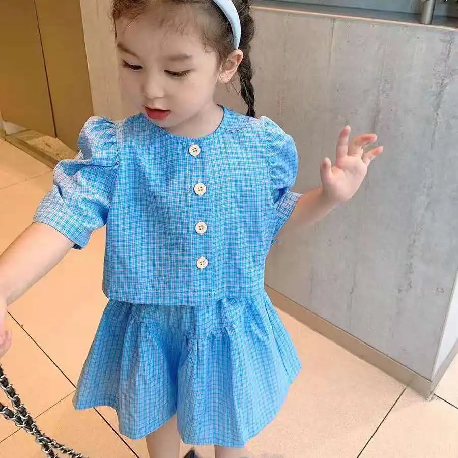 Girls summer suits new Korean princess Plaid short sleeve T-shirts shorts children fashion baby kids girls clothing sets P4 494
Girls summer suits new Korean princess Plaid short sleeve T-shirts shorts children fashion baby kids girls clothing sets P4 494