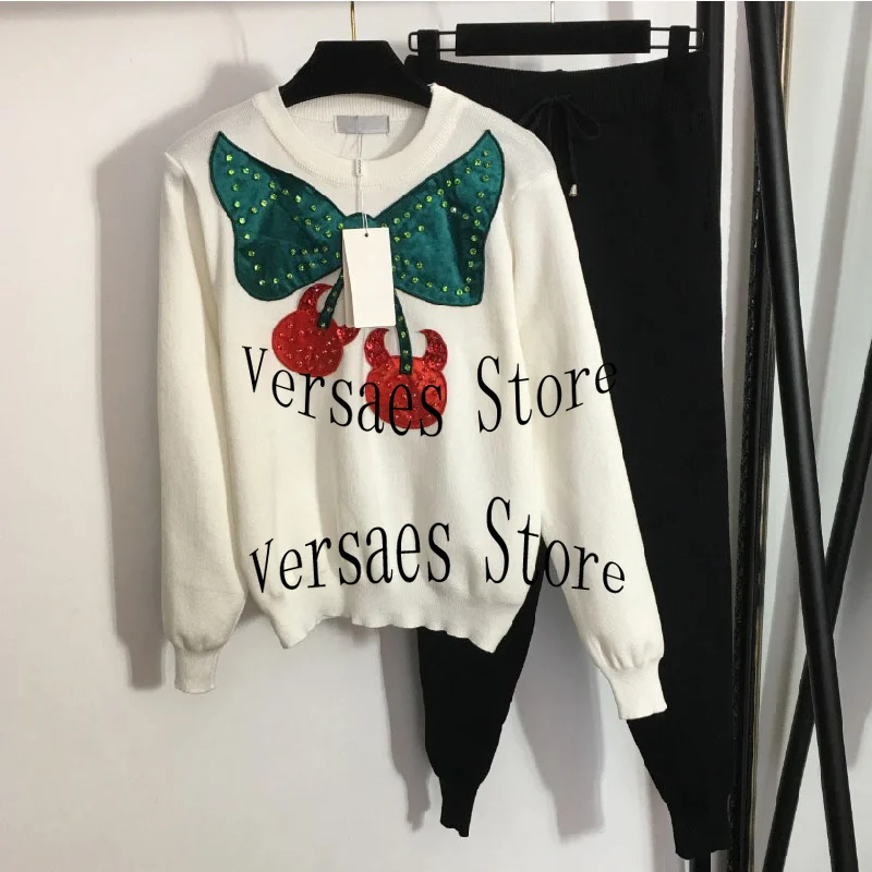 2021 deluxe design women's Knitted Sportswear bow knot Nail Drill cherry embroidery stick cloth sweater + Leggings casual pants
2021 deluxe design women's Knitted Sportswear bow knot Nail Drill cherry embroidery stick cloth sweater + Leggings casual pants