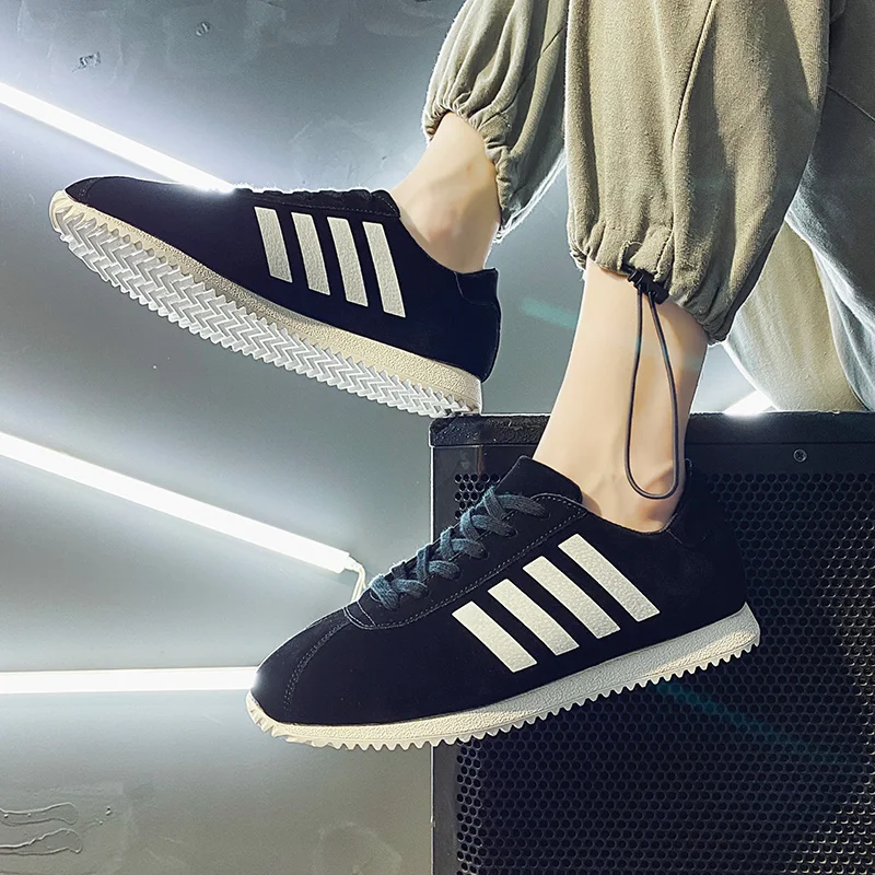 Men Sports Shoes 2021 Summer Men's Light Comfortable Breathable Non-slip Running Shoes Black Low-top Sports Shoes Forrest Shoes
Men Sports Shoes 2021 Summer Men's Light Comfortable Breathable Non-slip Running Shoes Black Low-top Sports Shoes Forrest Shoes