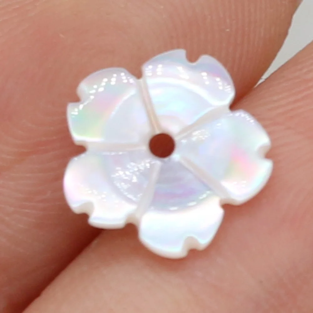 1 Pc Natural Freshwater White Shell Petal Pendant Loose Bead Crafts Handmade DIY Necklace Bracelet Earring Jewelry Accessories
1 Pc Natural Freshwater White Shell Petal Pendant Loose Bead Crafts Handmade DIY Necklace Bracelet Earring Jewelry Accessories