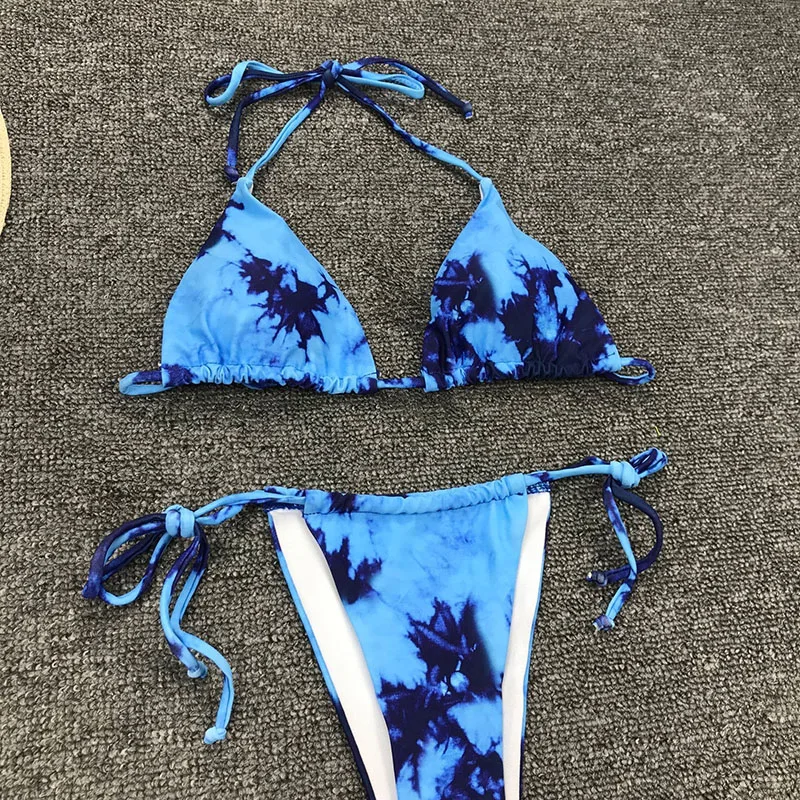 sexy tie-dye print triangle thong bikini set women fashion Twelve colors padded bra push-up swimsuit summer bathing beach wear 
sexy tie-dye print triangle thong bikini set women fashion Twelve colors padded bra push-up swimsuit summer bathing beach wear
