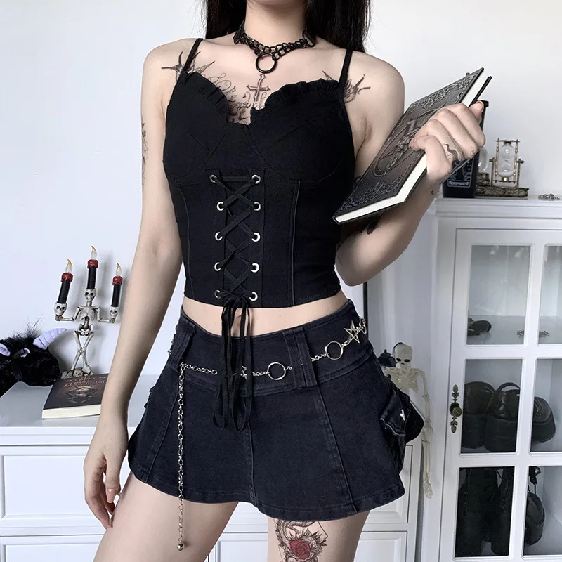

Black Dark Goth Woman Sexy Camis Gothic Camisole Ruffles Hipster Eyelet Short Slim Top Bandage Lacing Deep V Neck Punk 2020 Lady