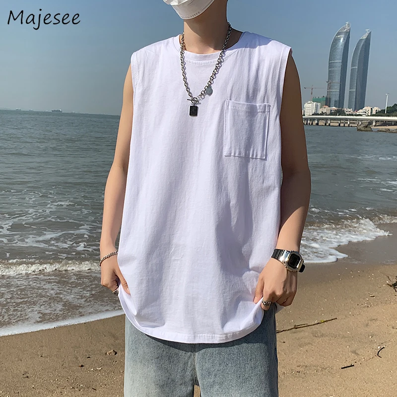 Loose Sleeveless Tops Men Summer Tanks Breathable Chic Streetwear Teenagers Casual Tees Pockets Korean Style Workout New Arrival
Loose Sleeveless Tops Men Summer Tanks Breathable Chic Streetwear Teenagers Casual Tees Pockets Korean Style Workout New Arrival
