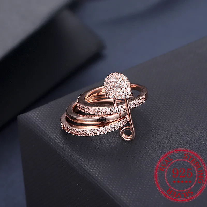 Luxury White Full Diamond Bridal Wedding Ring Set Jewelry Curved Pin Diamond Wedding Ring Women's Original Silver Jewelry
Luxury White Full Diamond Bridal Wedding Ring Set Jewelry Curved Pin Diamond Wedding Ring Women's Original Silver Jewelry