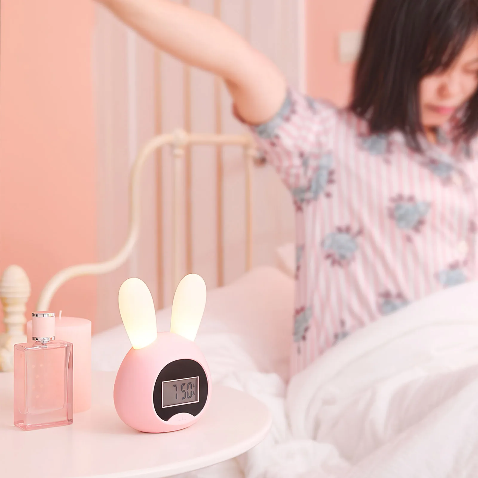 Digital Alarm Clock LED Screen Alarm Clocks For Kids Bedroom Temperature Animal Function Desk Table Clock Home Decor LED Clock
Digital Alarm Clock LED Screen Alarm Clocks For Kids Bedroom Temperature Animal Function Desk Table Clock Home Decor LED Clock