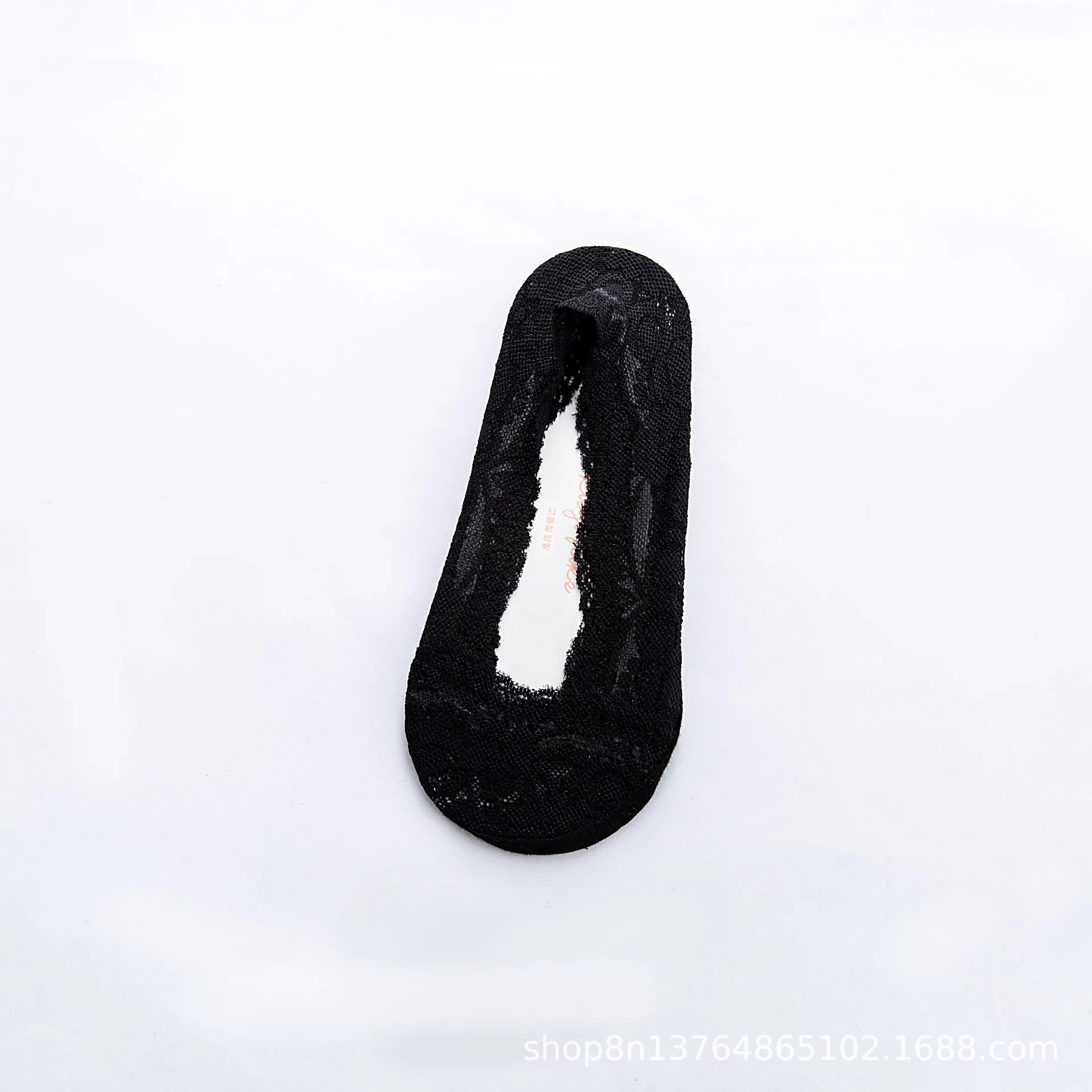 Low cut shallow mouth lace hollow invisible socks boat socks female silicone non-slip breathable ice silk stockings
Low cut shallow mouth lace hollow invisible socks boat socks female silicone non-slip breathable ice silk stockings