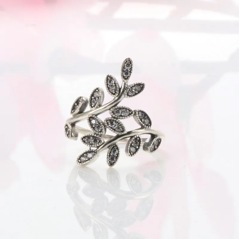 Original 925 Sterling Silver Pan Ring New Elegant Leaf Fold Pan Ring For Women Wedding Party Gift Fashion Jewelry
Original 925 Sterling Silver Pan Ring New Elegant Leaf Fold Pan Ring For Women Wedding Party Gift Fashion Jewelry