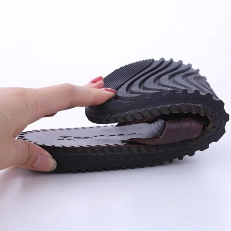 Men's Slippers Casual British Style Beach Sewing Non Slip Flat Heel Casual Fashion All Match men's Slippers
Men's Slippers Casual British Style Beach Sewing Non Slip Flat Heel Casual Fashion All Match men's Slippers
