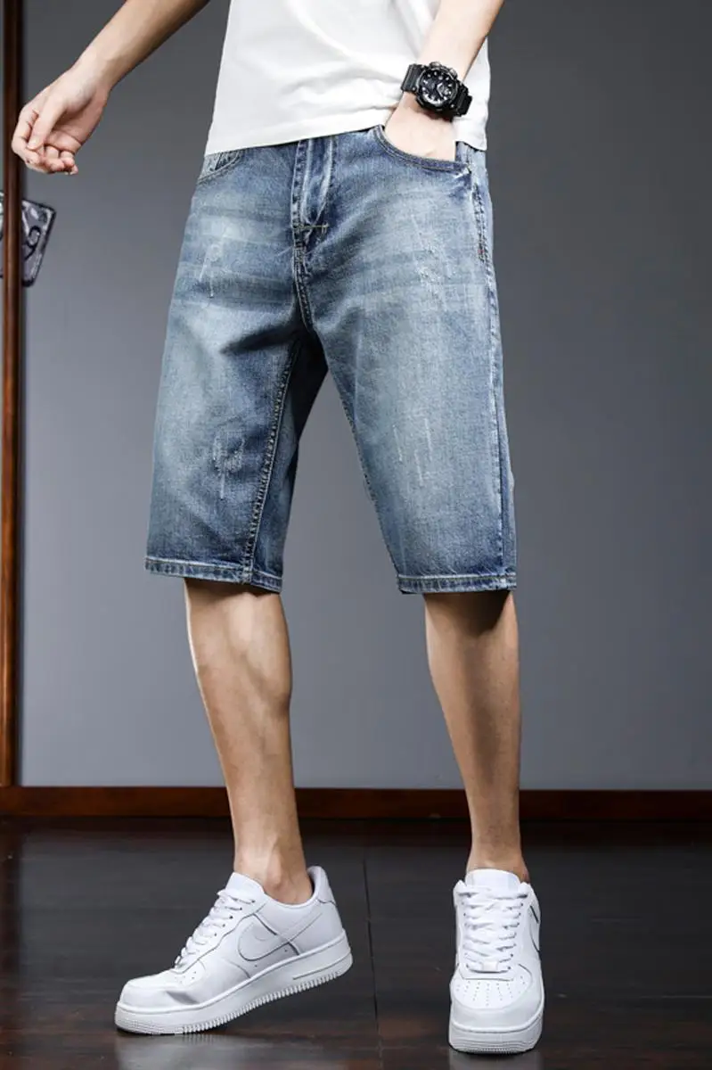 Spring and summer jeans shorts men loose holes thin five-minute casual straight pants in half a pair of jodhpurs
Spring and summer jeans shorts men loose holes thin five-minute casual straight pants in half a pair of jodhpurs