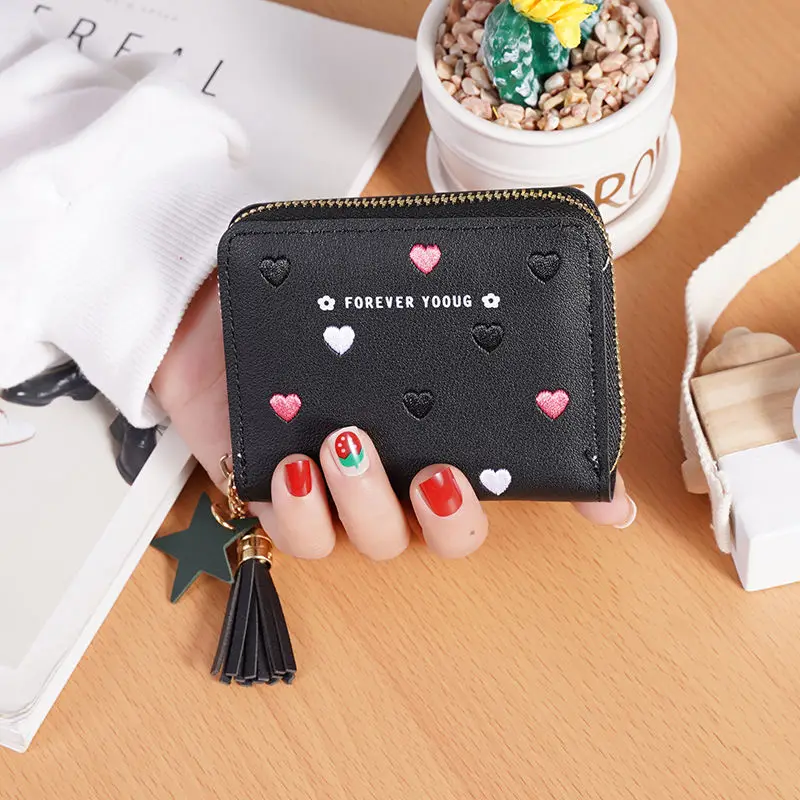 New Women's Wallet Short Embroidered Clutch Bag Wallet Zipper Girl Compact Trendy Mini Coin Purse Card Bag Simple Style
New Women's Wallet Short Embroidered Clutch Bag Wallet Zipper Girl Compact Trendy Mini Coin Purse Card Bag Simple Style