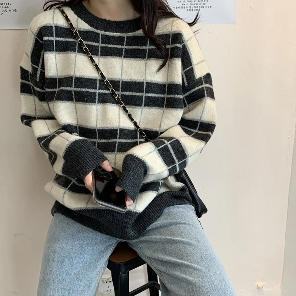 Sweaters Women Striped Knitted Pullovers Black Beige Loose Casual Jumpers O-Neck Korean Knitwear New Long Sleeve Tops A50
Sweaters Women Striped Knitted Pullovers Black Beige Loose Casual Jumpers O-Neck Korean Knitwear New Long Sleeve Tops A50