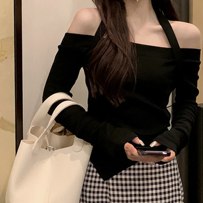 Super Hot Girl Top Autumn 2021 New Design Sense T-shirt One Shoulder Hanging Neck Long Sleeve Bottomed Shirt
Super Hot Girl Top Autumn 2021 New Design Sense T-shirt One Shoulder Hanging Neck Long Sleeve Bottomed Shirt