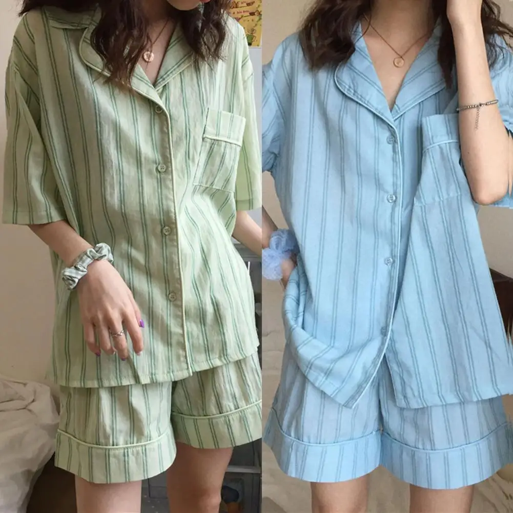 1Set Women Pajama Striped Design All-match Soft Tops Shorts Pajama Set for Home
1Set Women Pajama Striped Design All-match Soft Tops Shorts Pajama Set for Home